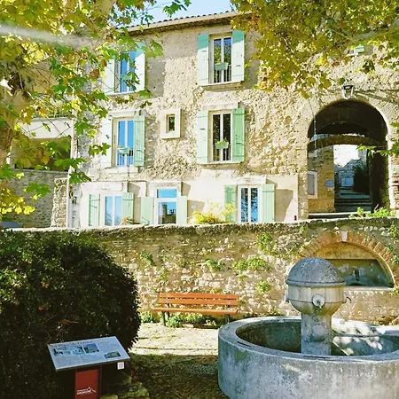 L'Appartement De L'Arche Châteauneuf-de-Gadagne Buitenkant foto