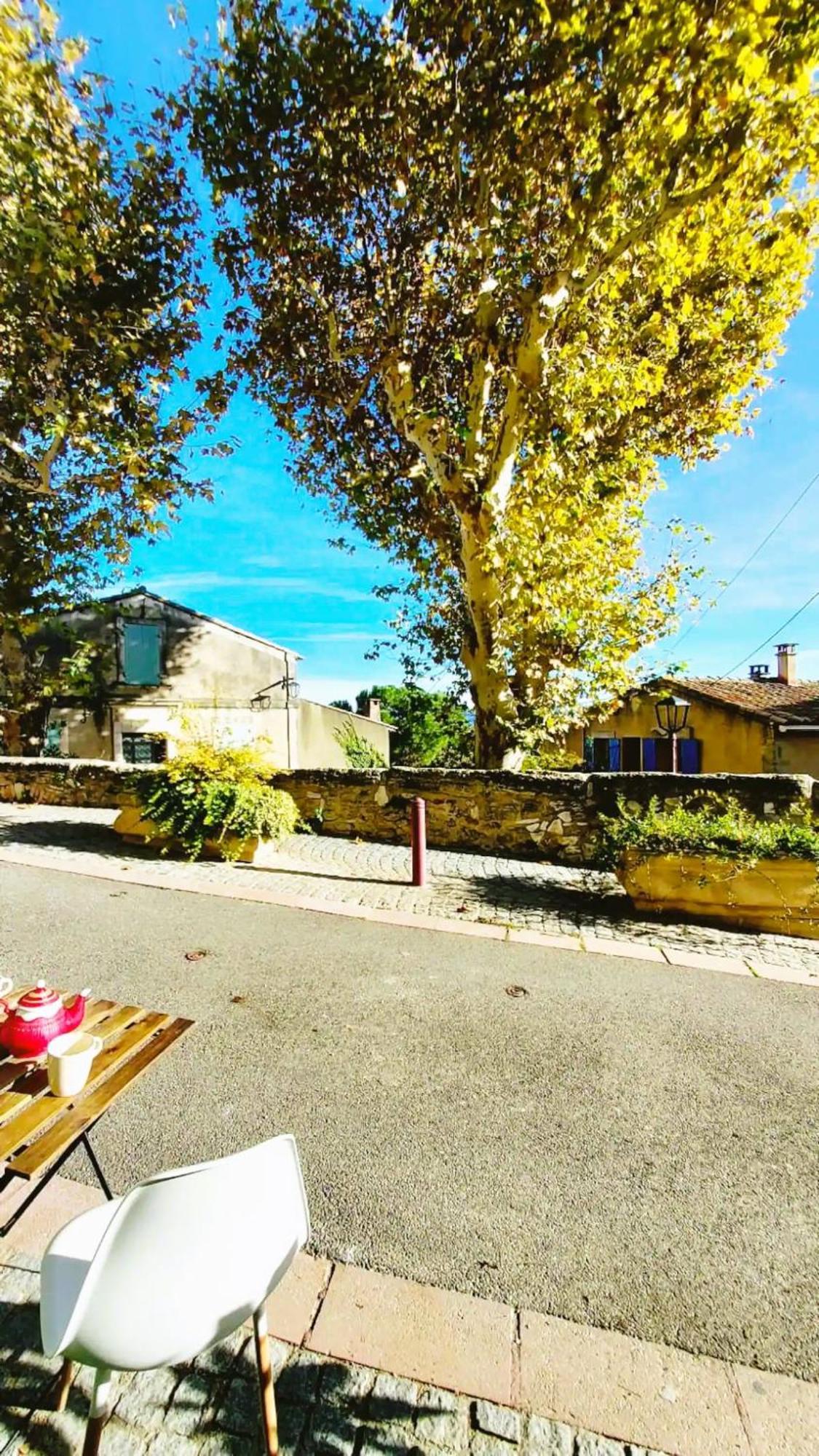 De L'arche Appartement Châteauneuf-de-Gadagne